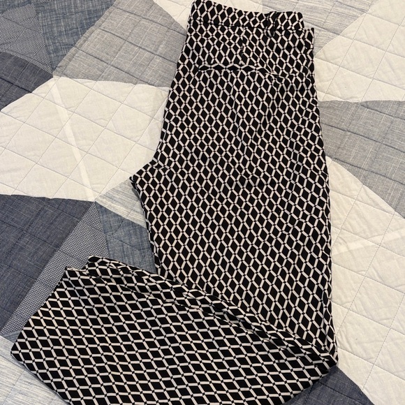 H&M Monochrome Geometric Print Pants - Picture 1 of 2